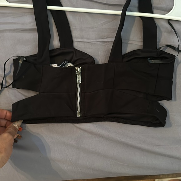 Forever 21 crop top ! - Picture 4 of 5